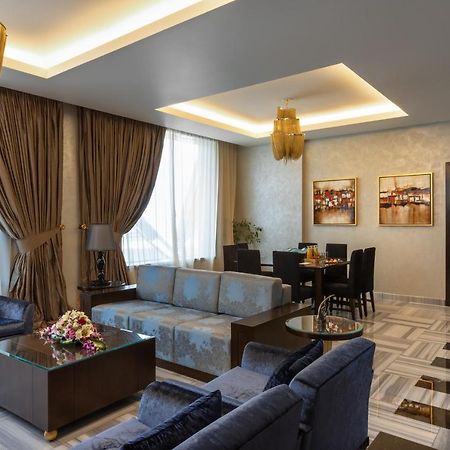 Crowne Plaza Riyadh - Rdc Hotel & Convention By Ihg Экстерьер фото